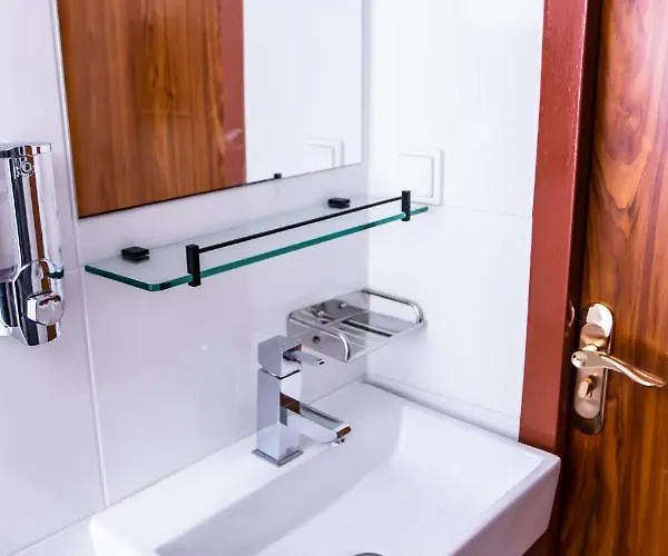 Golden Zaan Hotel, Zaandam-amsterdam מלון זנדאם